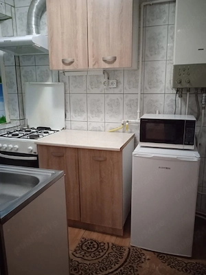 Închiriez apartament 60 mp - imagine 3