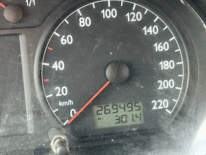 Volkswagen Polo 1.4 TDI, 2003 - imagine 6