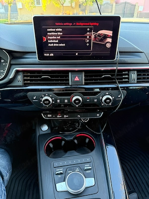 Vând sau schimb Audi A4 B9, cutie automată S-tronic, faruri led Matrix, toate reviziile la utilizată - imagine 2