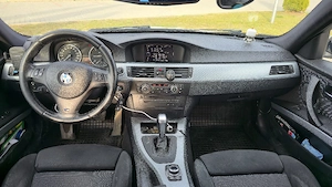 Vând sau schimb BMW e91 M Pack automat 2009  - imagine 3