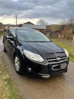 Vând Ford focus 