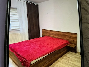 Închiriez garsoniera