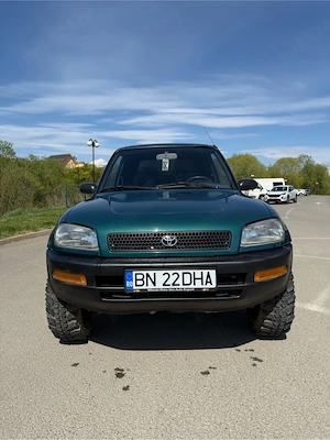 Toyota Rav4 - imagine 7