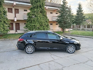 Vând Renault Mégane III GT Line  - imagine 2