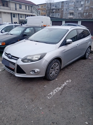 Vând Ford Focus 1.6 Ecobust2012 - imagine 2