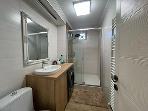 apartament ultracentral 2 camere  - imagine 1
