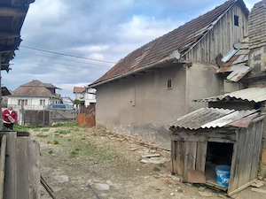 Vând teren generos 1251 mp cu casă veche, in centrul com.Mihai Viteazu, jud.Cluj - imagine 10
