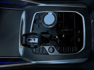 BMW X6 G06 3.0D Grila iluminată Swarovski Distronic - imagine 5