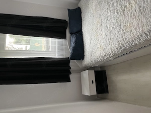 Închiriez Apartament 3 camere Semidecomandat , zona Rovinari vizavi de Supermarket Darina . - imagine 2