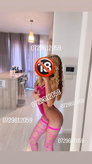 Blondă slim nouă în oraș REALA100%