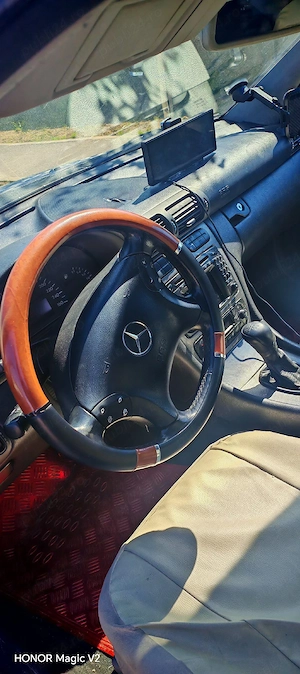 Vând Mercedes c220 - imagine 4