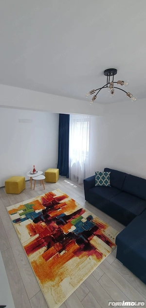apartament cu 3 camere in zona Soarelui  - imagine 3