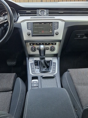 Vw Passat B 8 2.0 tdi Automat an 2016, unic proprietar  - imagine 10
