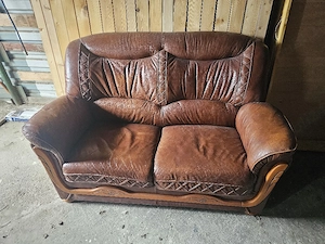 2 canapele imitatie piele