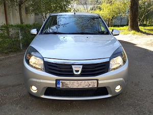 Dacia Sandero an 2010 motorizare 1.4 benzina   un singur proprietar - imagine 4