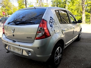 Dacia Sandero an 2010 motorizare 1.4 benzina   un singur proprietar - imagine 9