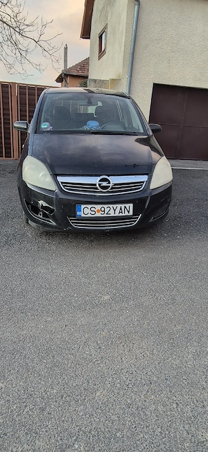 Opel Zafira  - imagine 4