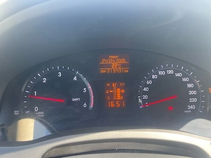 Toyota Avensis 2.2 D-CAT 177 CP E5 - imagine 10