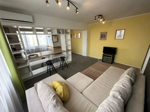 Apartment ultracentral cu 2 camere - imagine 2