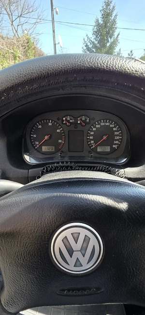 Volkswagen Golf Variant - imagine 4