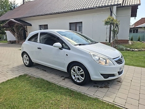 Opel Corsa D Ecoflex 1.2 Euro 5 - imagine 3