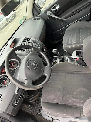 Renault Megane 1.5 dCi - imagine 5