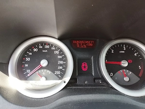 Renault Megane 1.5 dCi - imagine 7