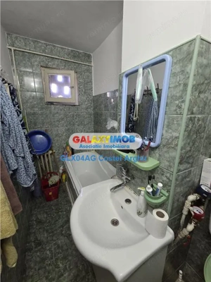 Vindem ap 2 cam SD , et 4, zona Kaufland Craiovei, mobilat - imagine 5