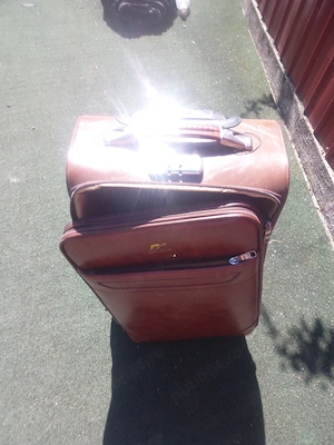 Vând troler 46x33x23 cm - imagine 3