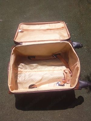 Vând troler 46x33x23 cm - imagine 4