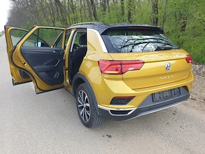 Vand Wv T-Roc Design 1.0 TSI, 115CP 85kW, 6, cu set jenti si cauciucuri iarna incluse - imagine 2
