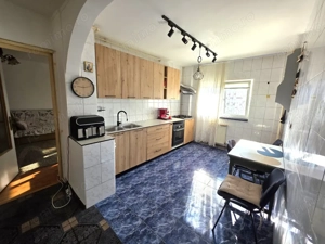 De vanzare 4 camere Ale Huedin 1, cu loc de parcare si centrala proprie - imagine 12