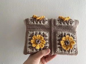 Husa carte, crosetata, patratul bunicii - imagine 4