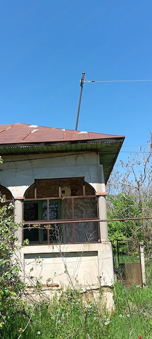 Casa la țara jud. Giurgiu, 4 camere, curte 4000 mp - imagine 2
