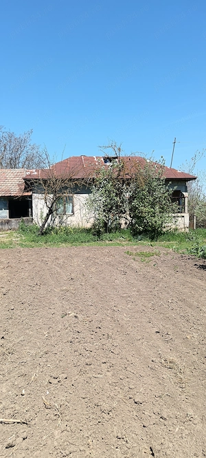 Casa la țara jud. Giurgiu, 4 camere, curte 4000 mp - imagine 5
