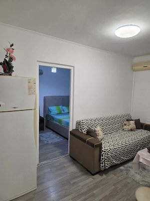 închiriez apartament 2camere confort 3 - imagine 2