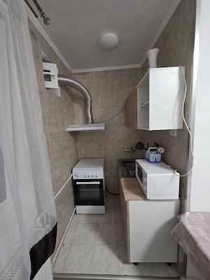 închiriez apartament 2camere confort 3 - imagine 3