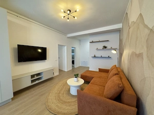 2 camere + terasă generoasă    | Locație fără trafic | Confort PREMIUM! - imagine 2