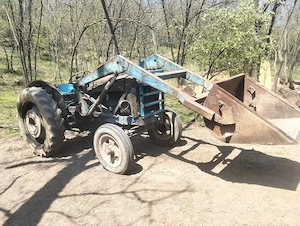 Vând tractor  - imagine 2