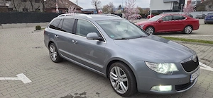 Skoda Superb 2011 170cp - imagine 2