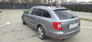 Skoda Superb 2011 170cp - imagine 5
