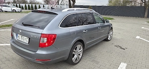 Skoda Superb 2011 170cp - imagine 4