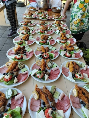 Bucătar și ajutor de bucătar suntem cuplu și căutăm un job împreună  - imagine 2