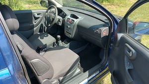 Opel Corsa 1,2 An 2006 Climatronic  - imagine 8