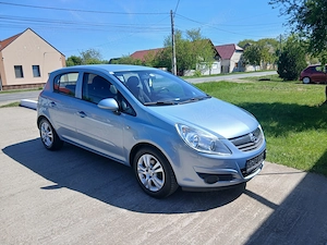 Opel corsa an 2009 benzina 1.2 klima 108000 km carte service  - imagine 3