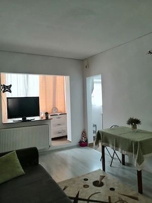 Garsoniera de închiriat Arad - imagine 2