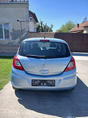 Opel corsa an 2009 benzina 1.2 klima 108000 km carte service  - imagine 7