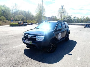 DACIA DUSTER 1.5 Dci ***Import GermAnia*** Fara accident*** km 225000*** numere valabile 21.05.2026