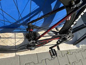 Vând cursiera Giant TCR Advanced   6,9kg - imagine 2