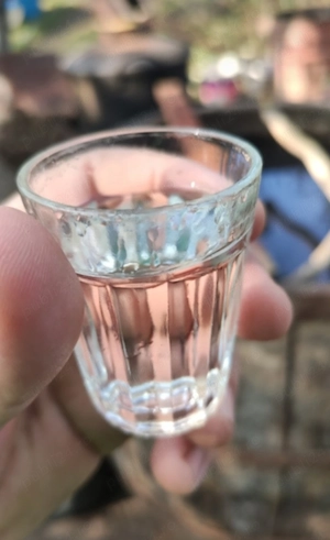 Vând țuică din mere,normala la 40 de grade și întoarsă la 50 de grade 